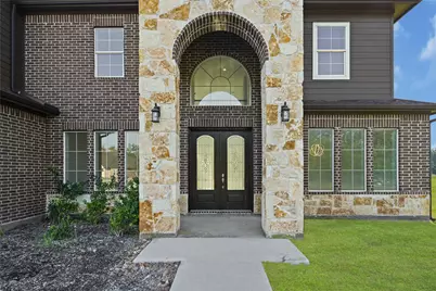126 Lakeland Circle, Rosharon, TX 77583 - Photo 4