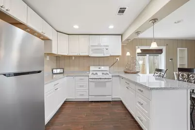 7712 Channelview Drive, Galveston, TX 77554 - Photo 30