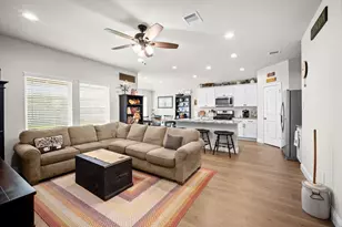 3617 Crimson Embers Ln, Conroe, TX 77301 - Photo 4