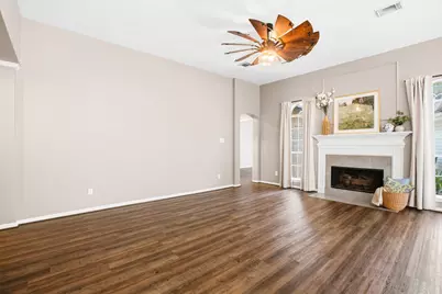 1127 Glendale Drive, Sugar Land, TX 77479 - Photo 12