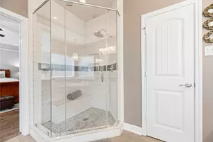 15618 Stable Lake Dr, Cypress, TX 77429 - Photo 26