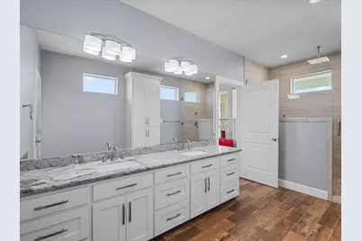 1130 Ave Avenue A 1/2 Street, Dickinson, TX 77539 - Photo 26