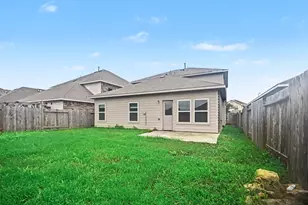 110 Kelly St, Angleton, TX 77515 - Photo 30
