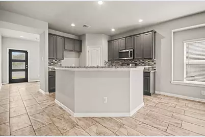 110 Kelly Street, Angleton, TX 77515 - Photo 8