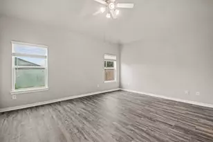 110 Kelly St, Angleton, TX 77515 - Photo 14