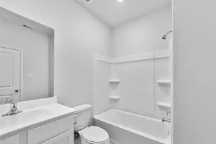 2510 Green Jasper Dr, Iowa Colony, TX 77583 - Photo 12