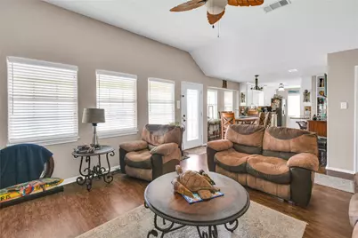 115 Driftwood Road, Freeport, TX 77541 - Photo 8