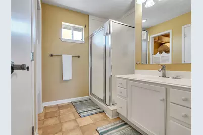 16627 Bayfront Drive, Jamaica Beach, TX 77554 - Photo 32