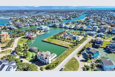 16627 Bayfront Drive, Jamaica Beach, TX 77554 - Photo 2