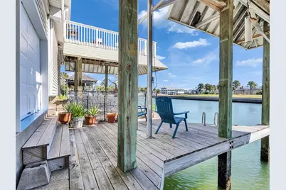 16627 Bayfront Drive, Jamaica Beach, TX 77554 - Photo 6