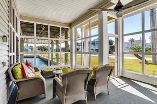 16627 Bayfront Dr, Jamaica Beach, TX 77554 - Photo 10