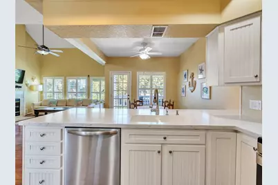 16627 Bayfront Drive, Jamaica Beach, TX 77554 - Photo 22