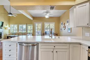 16627 Bayfront Dr, Jamaica Beach, TX 77554 - Photo 22