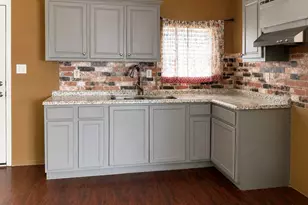 2910 Fairbanks St, Houston, TX 77026 - Photo 4