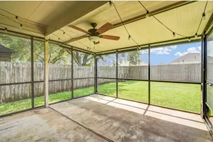 218 Lexington Ave, Clute, TX 77531 - Photo 28
