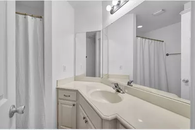 218 Lexington Avenue, Clute, TX 77531 - Photo 20