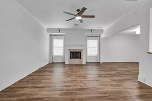 218 Lexington Ave, Clute, TX 77531 - Photo 10