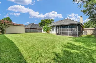 218 Lexington Ave, Clute, TX 77531 - Photo 30