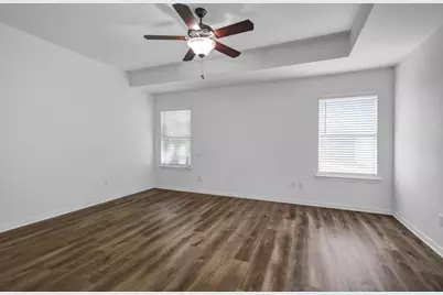 218 Lexington Avenue, Clute, TX 77531 - Photo 18