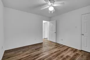 218 Lexington Ave, Clute, TX 77531 - Photo 22