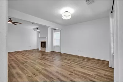 218 Lexington Avenue, Clute, TX 77531 - Photo 10