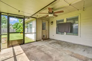 218 Lexington Ave, Clute, TX 77531 - Photo 28