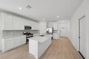 4219 Gold Hl Ln, Fulshear, TX 77441 - Photo 8