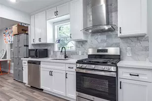 8145 Easton St, Houston, TX 77017 - Photo 4