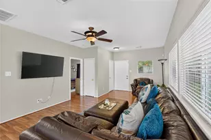 1633 Nichole Woods Dr, Houston, TX 77047 - Photo 8
