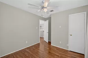1633 Nichole Woods Dr, Houston, TX 77047 - Photo 34