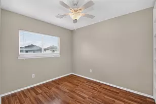 1633 Nichole Woods Dr, Houston, TX 77047 - Photo 28