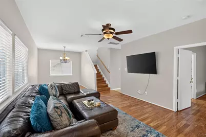 1633 Nichole Woods Drive, Houston, TX 77047 - Photo 6