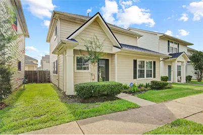 1633 Nichole Woods Drive, Houston, TX 77047 - Photo 2