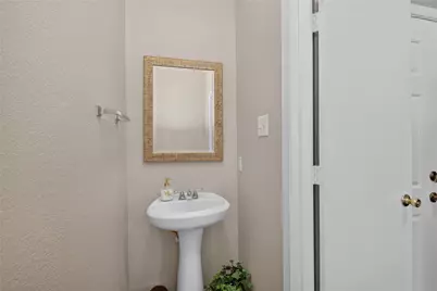 1633 Nichole Woods Drive, Houston, TX 77047 - Photo 12