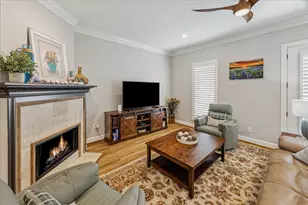 544 Bomar St, Houston, TX 77006 - Photo 20