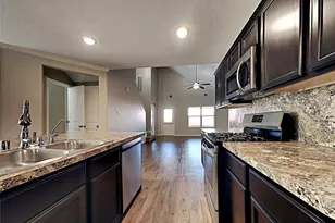 15451 Refugio Verde Wy, Houston, TX 77049 - Photo 8