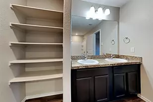 15451 Refugio Verde Wy, Houston, TX 77049 - Photo 2