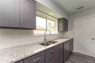 15822 Bazelbriar Ln, Houston, TX 77489 - Photo 10