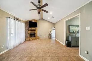 5923 Pine Needle Ln, Pasadena, TX 77505 - Photo 4