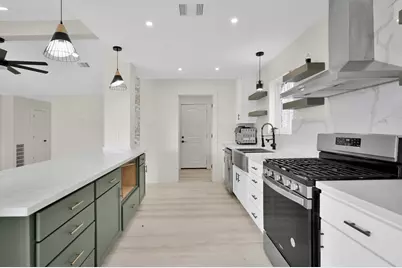 6026 Willowbend, Houston, TX 77096 - Photo 14