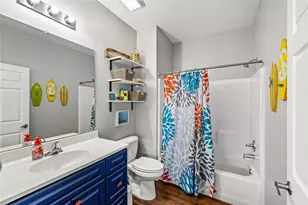710 35th St, Galveston, TX 77550 - Photo 14