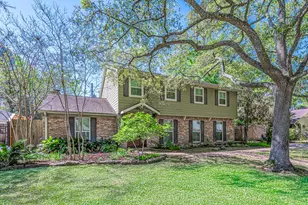 13319 Pinerock Ln, Houston, TX 77079 - Photo 2