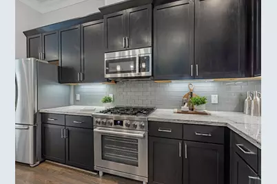 1010 W 24th Street #F, Houston, TX 77008 - Photo 12