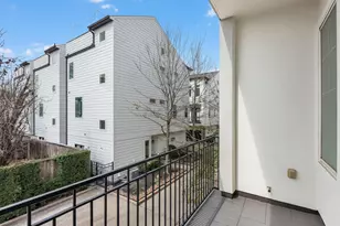 1010 W 24th St, Houston, TX 77008 - Photo 22