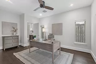 1010 W 24th St, Houston, TX 77008 - Photo 16
