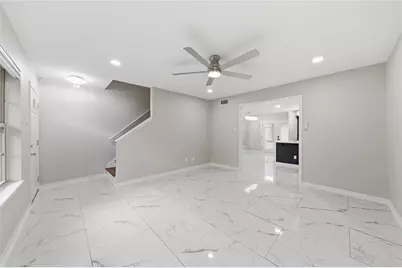 515 Tallowood Road #15, Houston, TX 77024 - Photo 8