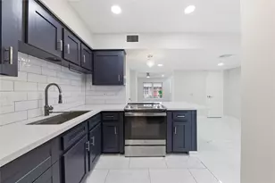 515 Tallowood Rd, Houston, TX 77024 - Photo 14