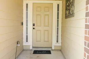 2710 Sockeye Dr, Houston, TX 77045 - Photo 2