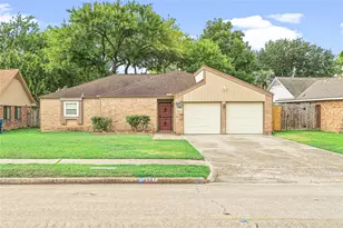 5927 Bihia Forest Dr, Houston, TX 77088 - Photo 1