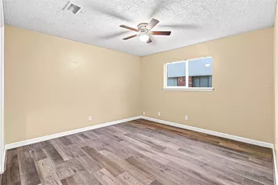 5927 Bihia Forest Drive, Houston, TX 77088 - Photo 16